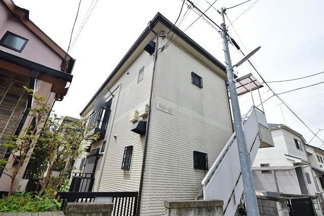 建物外観　★西調布駅徒歩6分・閑静な住宅街のアパートです★