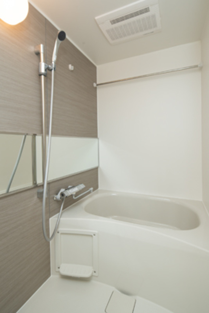 バス・シャワールーム　※写真は同タイプ住戸です。