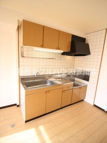 キッチン　写真は別室