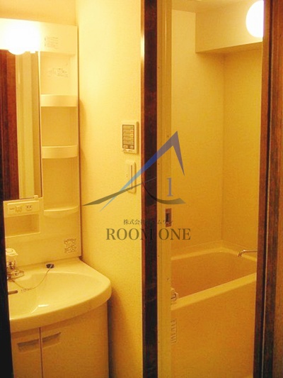 洗面設備　洗面台です。