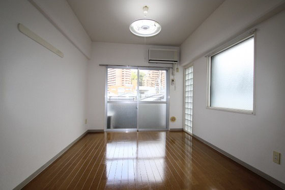 居室・リビング　※別号室の写真使用