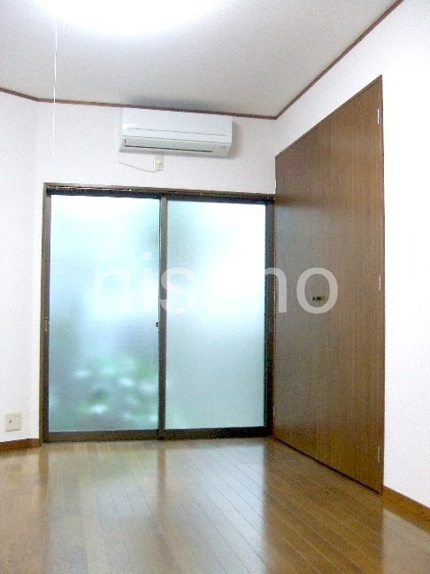 居室・リビング　フローリング洋室6帖♪