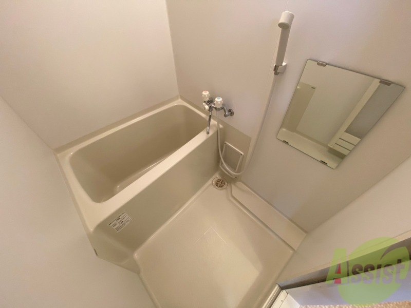 バス・シャワールーム　お風呂です。ゆっくりお風呂につかるのも体に良いですね～