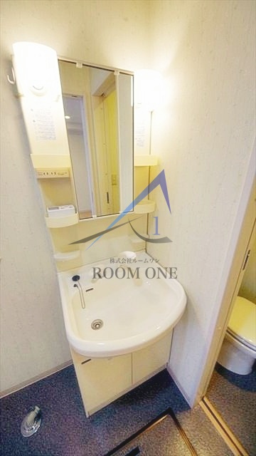 洗面設備　洗面台です。