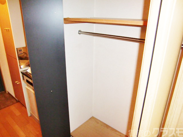 収納　クローゼット付き☆洋服などをまとめて収納出来ます♪