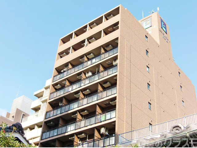 建物外観　駅近☆御堂筋線より徒歩５分の好立地です♪