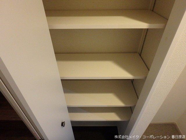 玄関　写真は同型タイプ