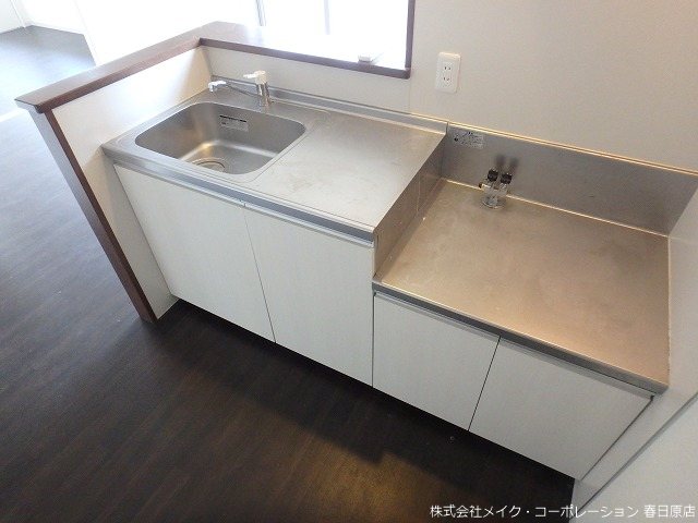 キッチン　写真は同型タイプ