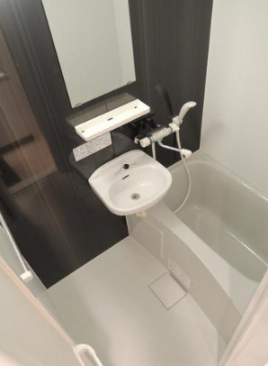 バス・シャワールーム　別部屋の写真を使用しております。