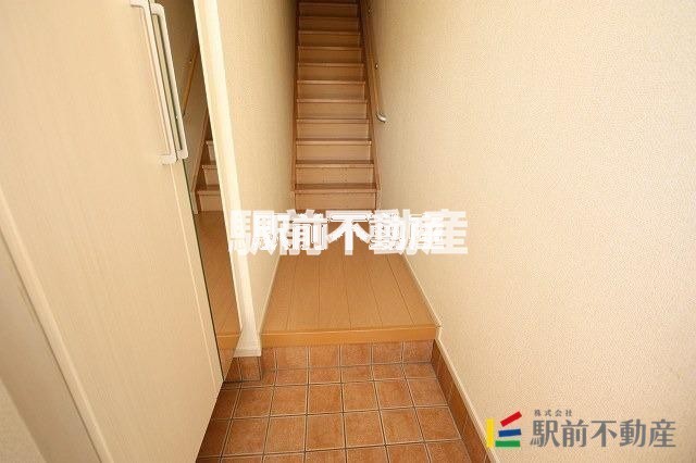 玄関　別部屋写真流用