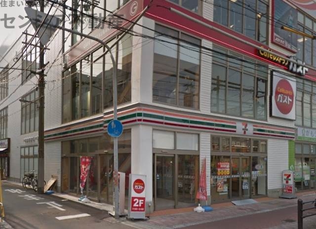 コンビニ　セブンイレブン地下鉄蒲生4丁目駅前店（コンビニ）まで200m