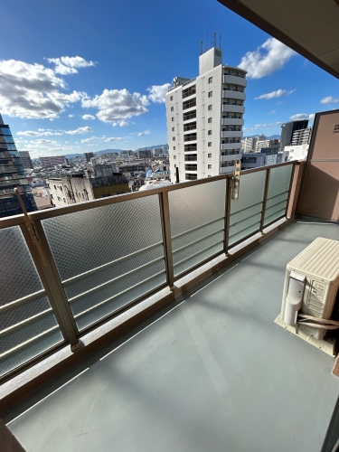 バルコニー　別部屋の参考写真のため、現況を優先します。