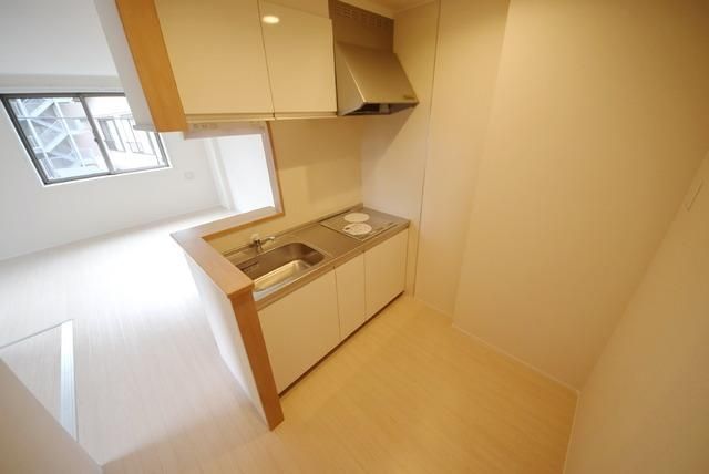 キッチン　2口ＩＨコンロ完備です