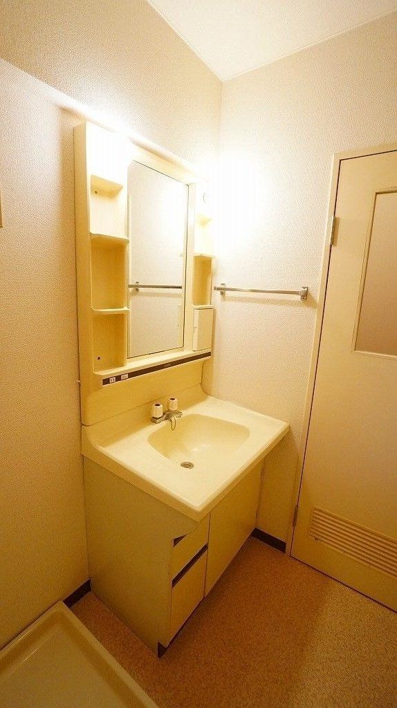 洗面設備　コスモマンション