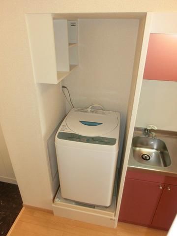 洗面設備　洗濯機付き