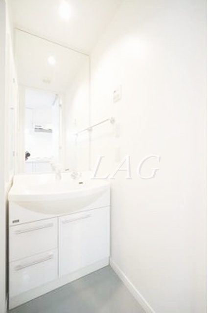 洗面設備　洗面台です。