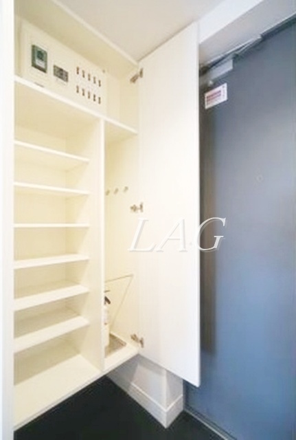 玄関　玄関です。