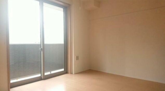 居室・リビング　フローリング