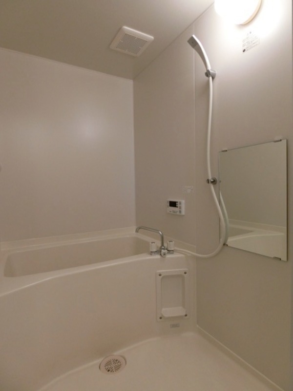 バス・シャワールーム　図面と現状に相違がある場合には現状を優先