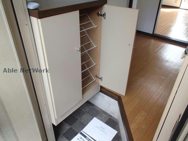 玄関　※同物件、別部屋の写真です