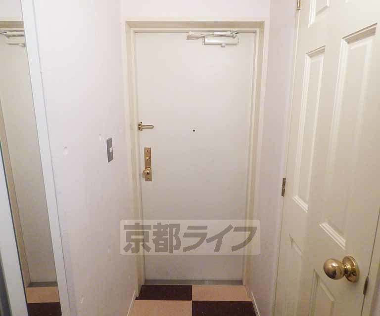 玄関　玄関です。