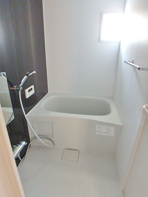 バス・シャワールーム　同じ建物の参考写真です。