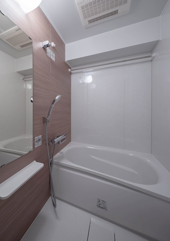 バス・シャワールーム　風呂