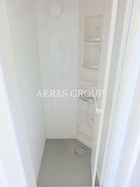 バス・シャワールーム　シャワー