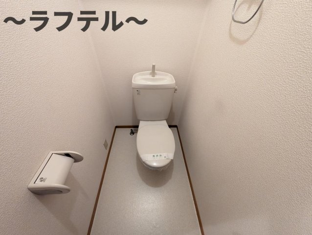 トイレ　別部屋イメージ写真