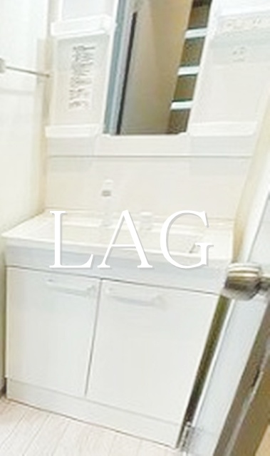 洗面設備　洗面台です。