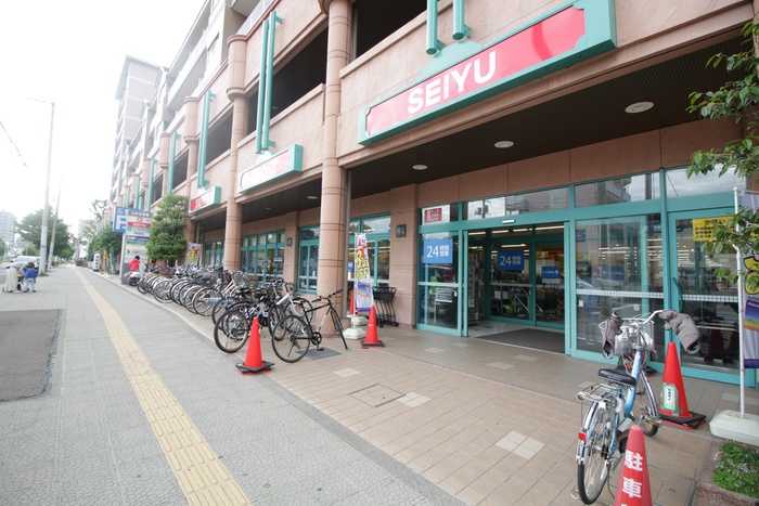スーパー　西友　上杉店（スーパー）まで536m