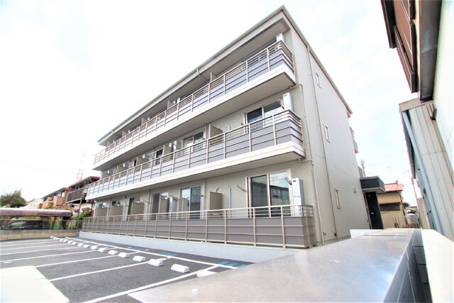 建物外観　積水ハウス施工のオートロック付きの１Ｋです♪