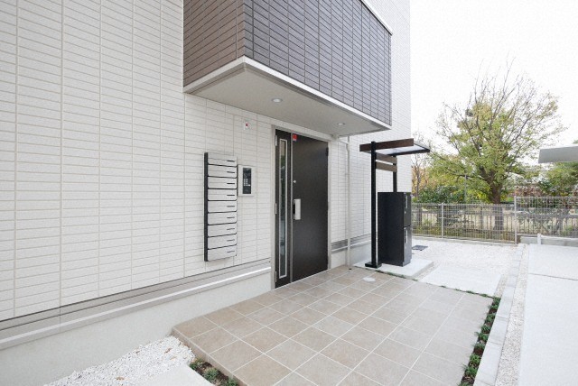 エントランス　エントランス