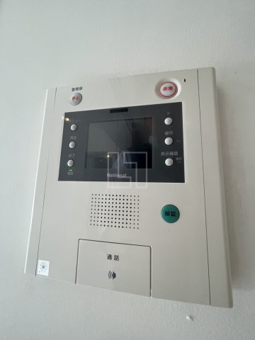 セキュリティ　LaDouceur湊町（ラドゥセール湊町）　TVモニターイン