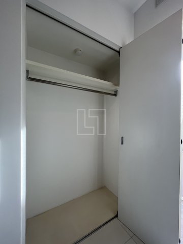 収納　LaDouceur湊町（ラドゥセール湊町）　クローゼット