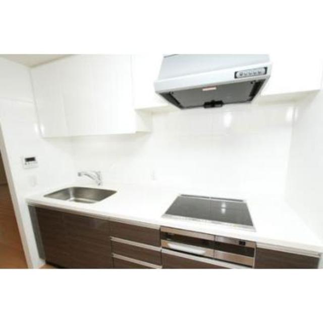 キッチン　※写真は同タイプ住戸です。