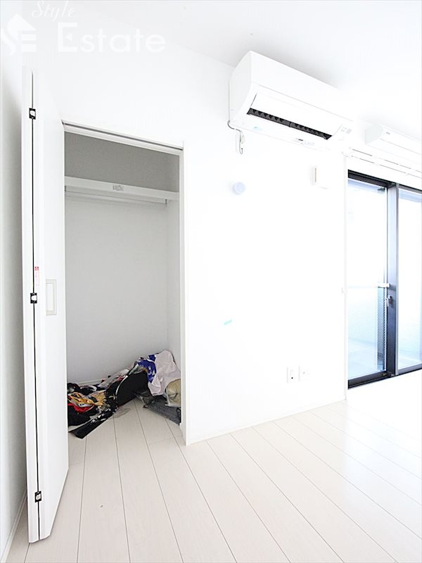 収納　クローゼット
