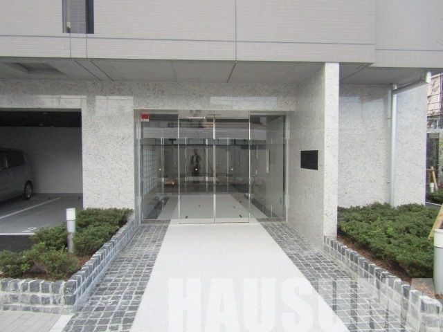エントランス　エントランス