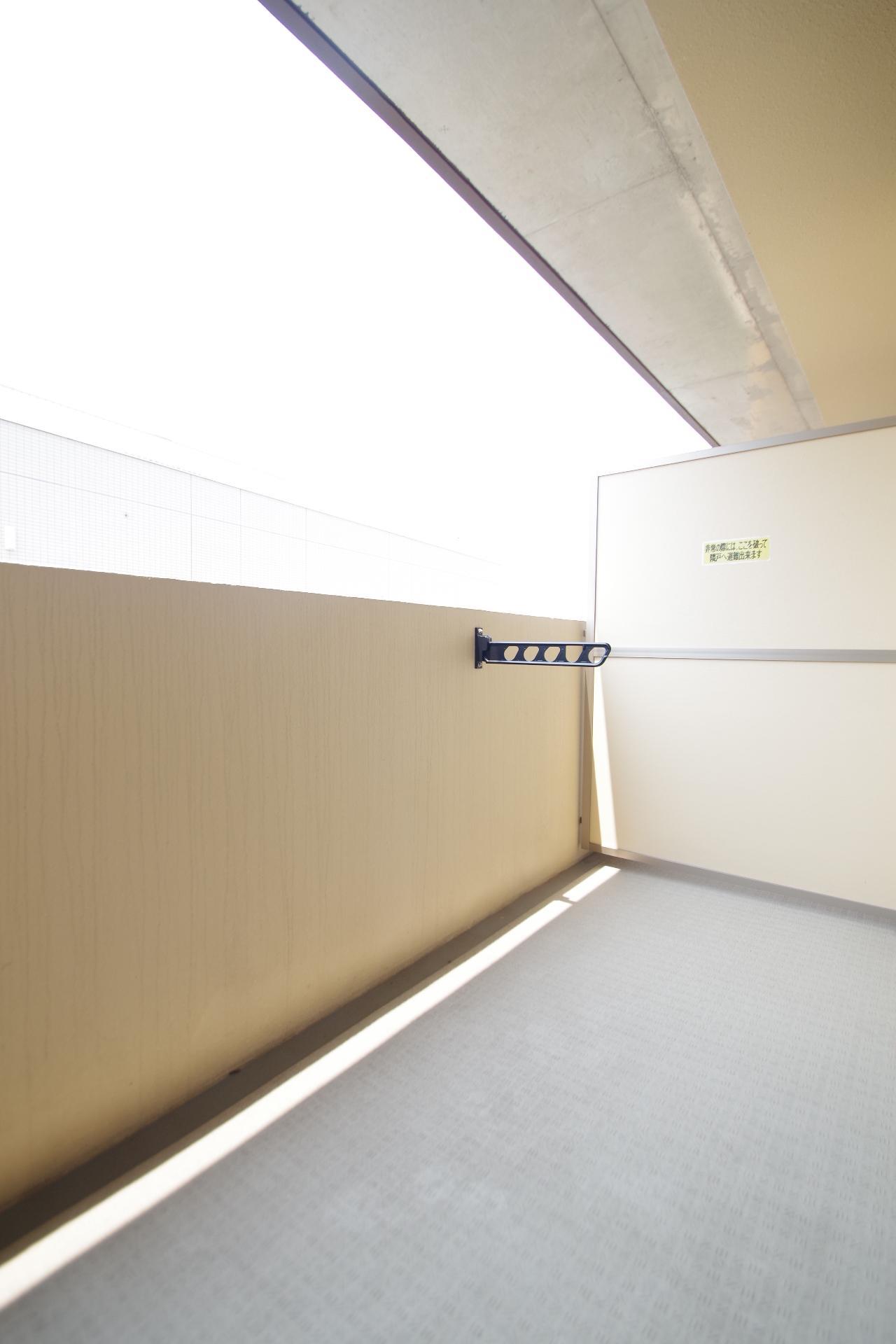 バルコニー　同タイプ別室の写真です。