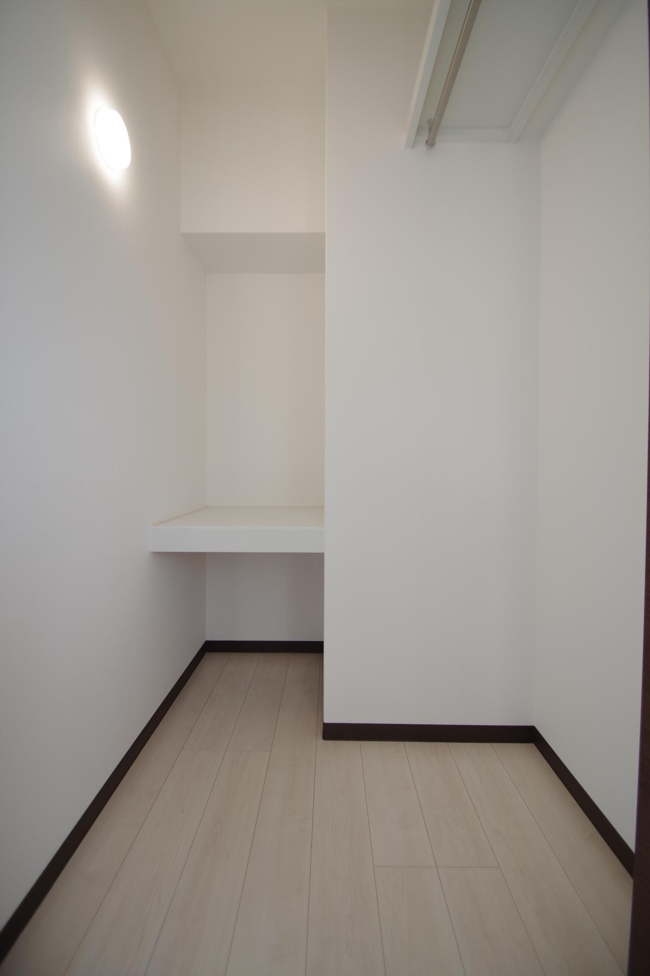 収納　同タイプ別室の写真です。