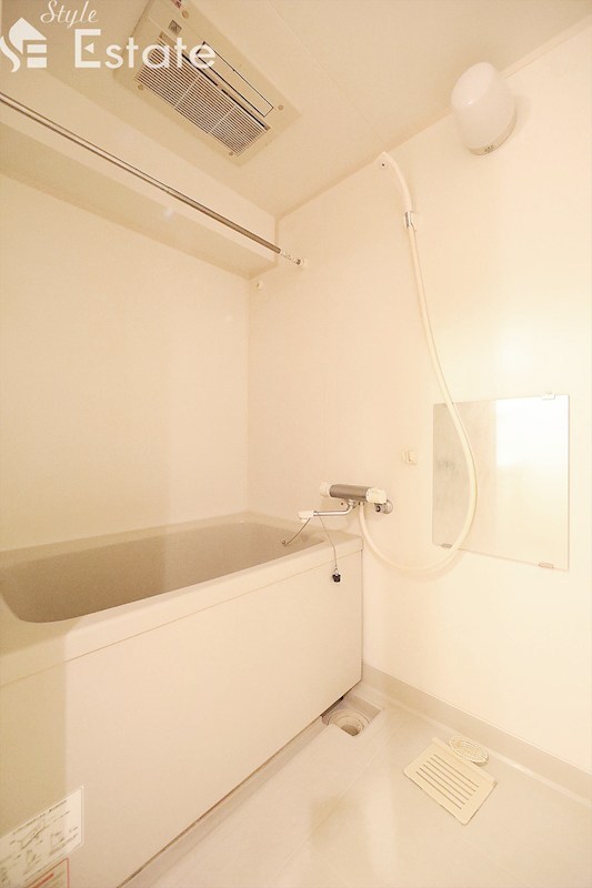 バス・シャワールーム　バスルーム