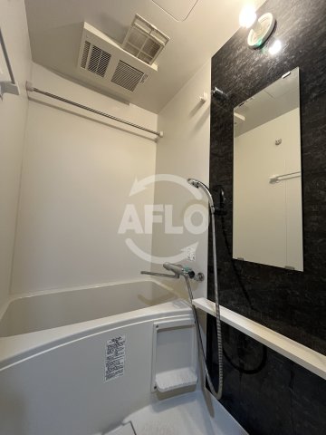 バス・シャワールーム　エスリード新大阪グランファースト　浴室