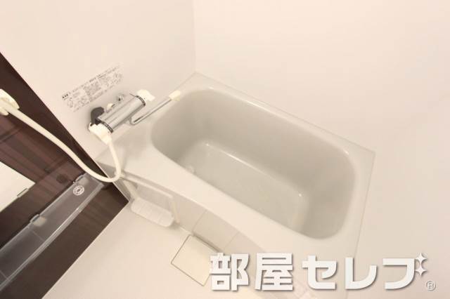 バス・シャワールーム　同タイプのイメージ写真です。