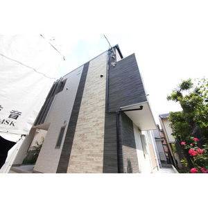 建物外観　すっきりモダンな外観です。