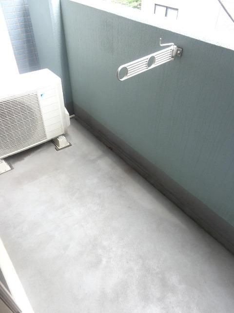 バルコニー　バルコニー干し可