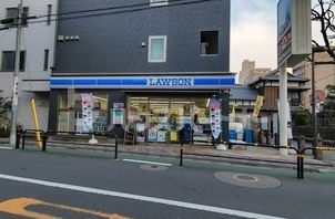 コンビニ　ローソン志村坂上駅南店（コンビニ）まで330m