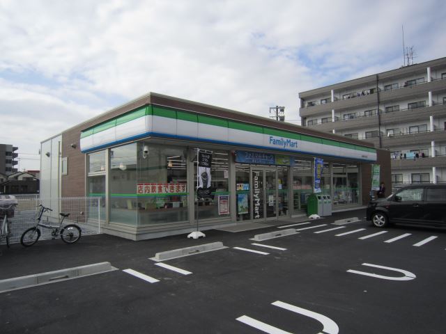 コンビニ　ファミリーマート瑞穂野田新田店（コンビニ）まで1018m