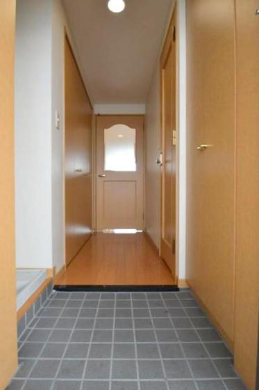 玄関　玄関シューズボックス有り