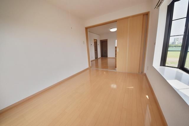 その他部屋・スペース　★陽当たりが良いので明るいですね★