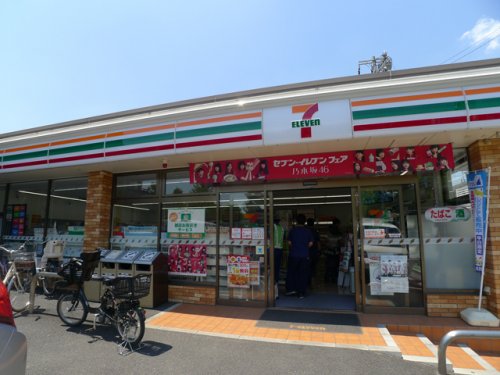 コンビニ　セブンイレブン 蕨市役所通り店（コンビニ）まで425m